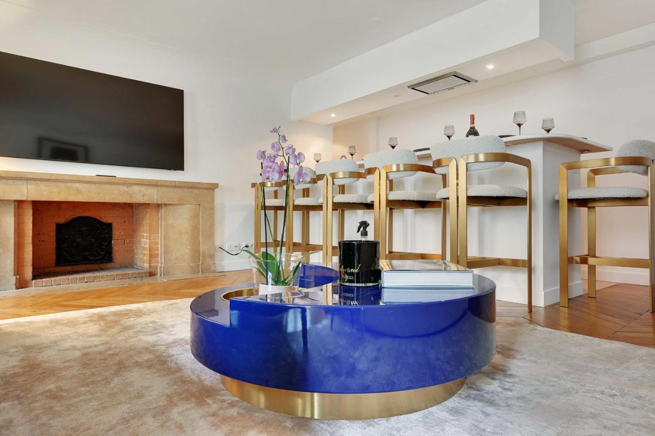 Elegant Apartment - 2Bd-6P - Avenue Montaigne باريس المظهر الخارجي الصورة