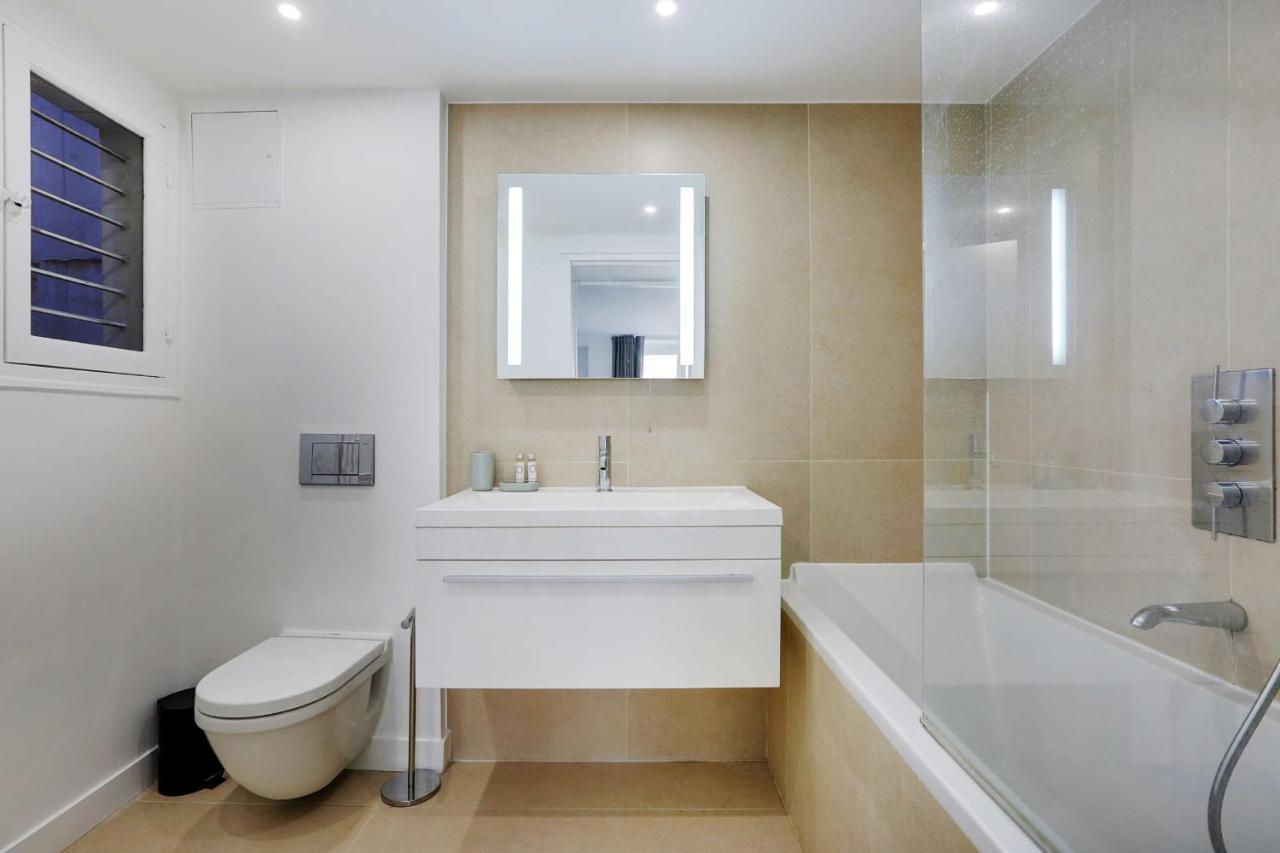 Elegant Apartment - 2Bd-6P - Avenue Montaigne باريس المظهر الخارجي الصورة